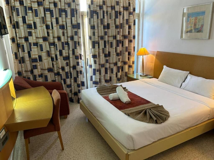 Bedroom 3, The St George Park Hotel, St Julian's