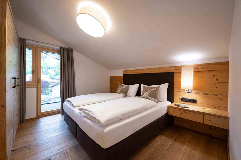 Bedroom 3, Lakeside-Luxury Apartments, Zell am See