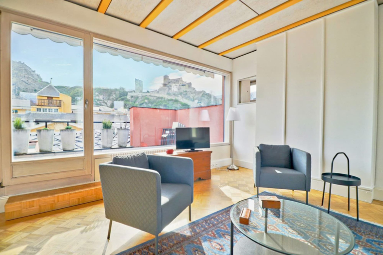 Living area 2, Cozy Penthouse in the old Town of Sion, Sion