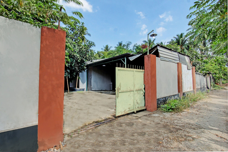 Exterior & Views 1, OYO Life 93058 Kos Subur, Lombok