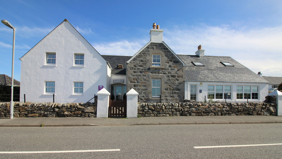Exterior & Views 2, Temple View Hotel, Eilean Siar