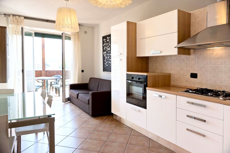 Others 5, Residence with pool in San Vincenzo, Livorno