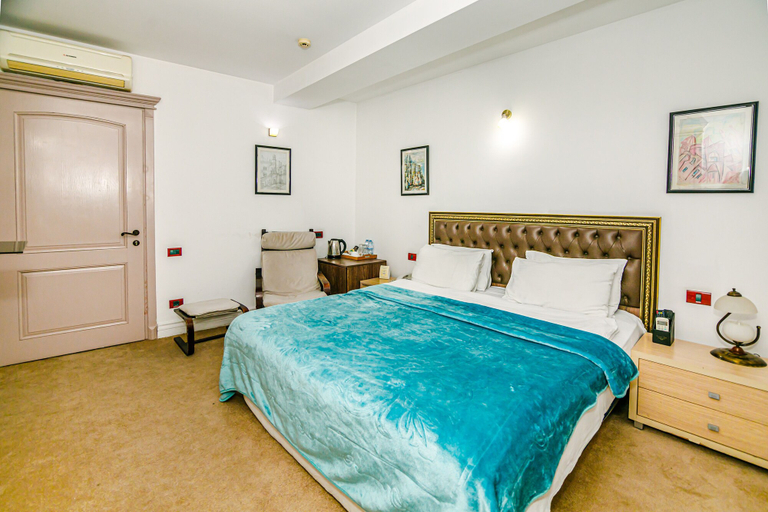 Bedroom 4, Deniz Inn Boutique Hotel, Baku