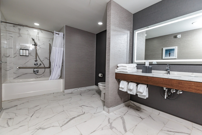 Bathroom 4, Hyatt Place Toronto - Brampton, Peel