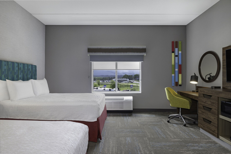 Others 5, Hampton Inn Midland, On, Simcoe