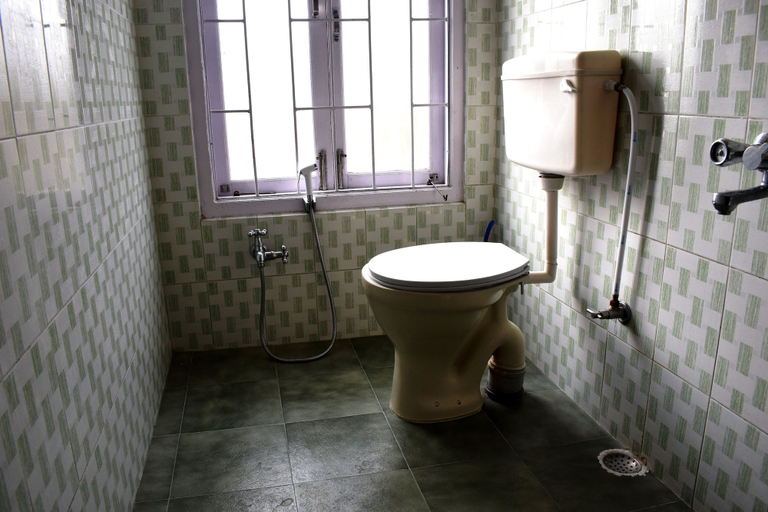 Bathroom 3, Lily Guest House, East Khasi Hills