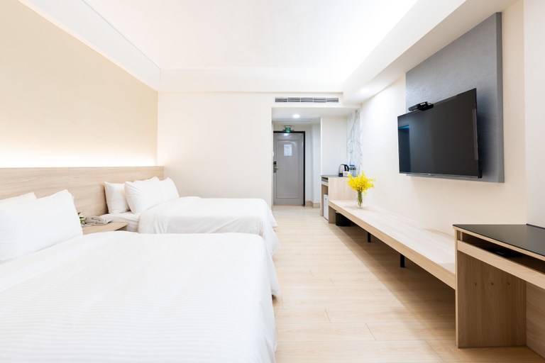 Bedroom 4, Hotel E Tung, Taichung