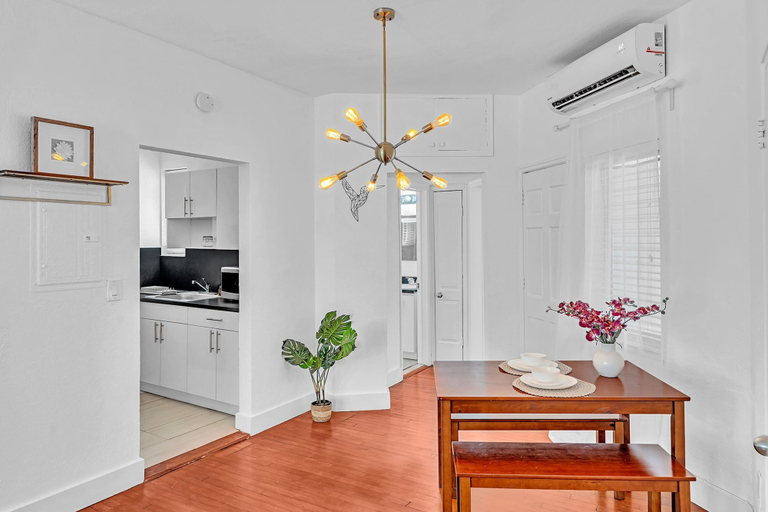 Others 4, Garden Suite 9-hosted by Sweetstay, Miami-Dade