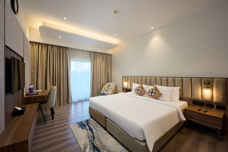 Bedroom 3, Flora Airport Hotel and Convention Centre Kochi, Ernakulam
