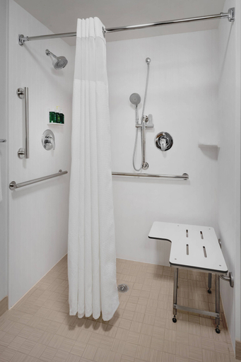 Bathroom 3, Courtyard by Marriott Mahwah, Bergen