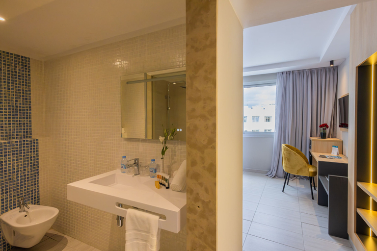 Bathroom 5, Kenzi Solazur Hotel, Tanger-Assilah