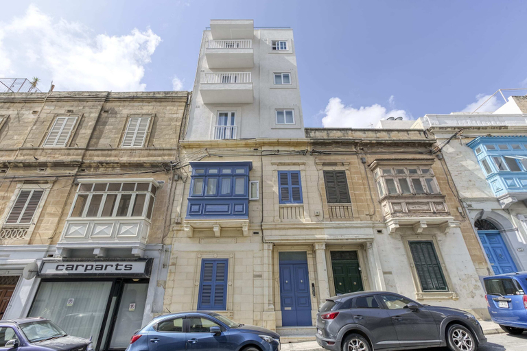 Exterior & Views 2, Gzira Suite 14