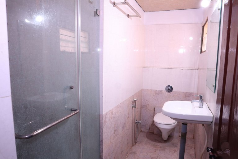 Bathroom, Smilestay BNS Lodge, Bangalore