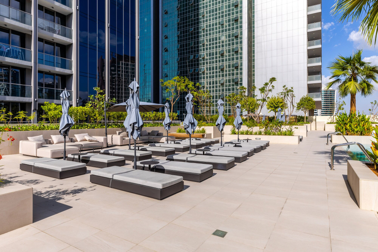 Exterior & Views, Maison Privee - Exquisite Duplex with Private Patio & Loft Living, Dubai