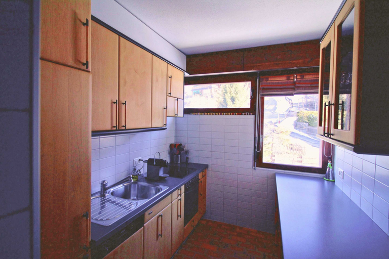 Private kitchen 2, Joli Appartement Ensoleillé à Vercorin, Sierre