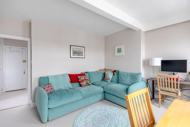 Others 3, Quaint & Cosy 1 Bedroom Flat - Kensington Olympia!, London