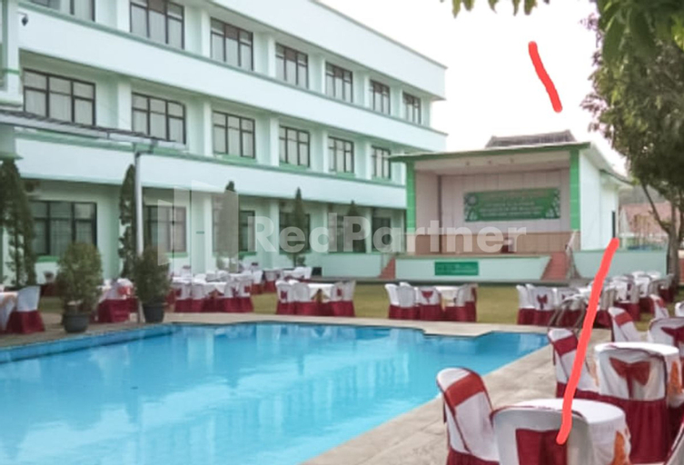 Exterior & Views 1, Hotel ayong Linggarjati Kuningan Mitra RedDoorz, Kuningan