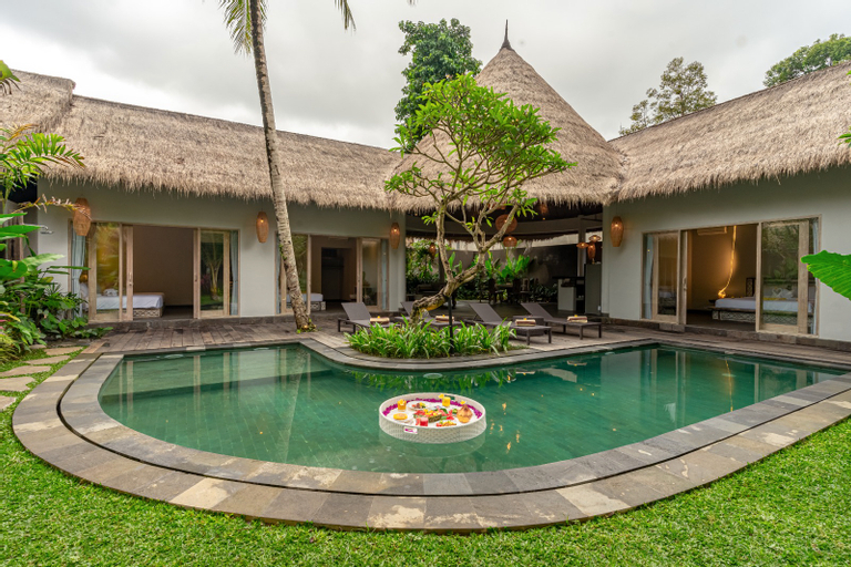 Brand new Luxury 3BR villa Ethnic Ubud #1, Gianyar
