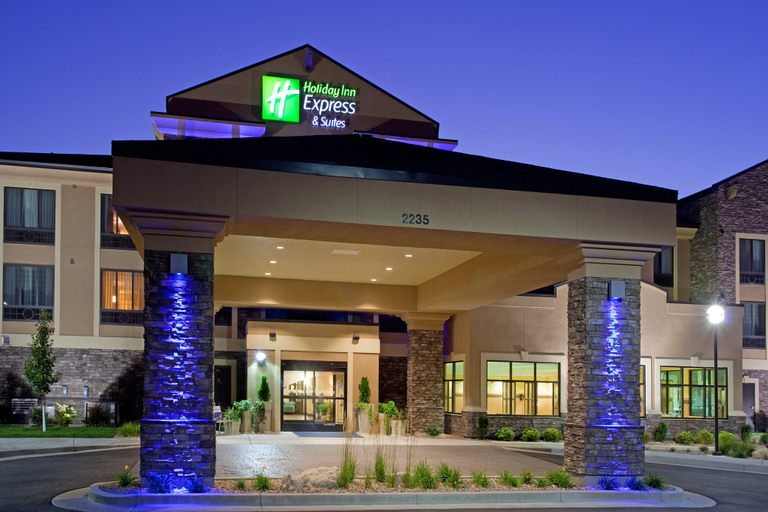 Exterior & Views 5, Holiday Inn Express & Suites LOGAN by IHG, Cache