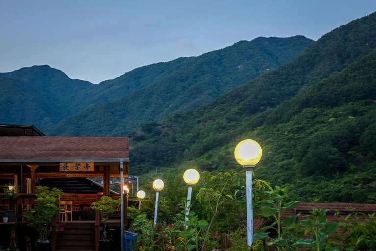 Others 3, Gurye Jeonmangjoeunjip Pension, Gurye