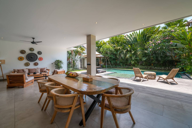 Others 2, Villa Lisy : Spacious 4BR Villa with Large Swimming Pool, Badung