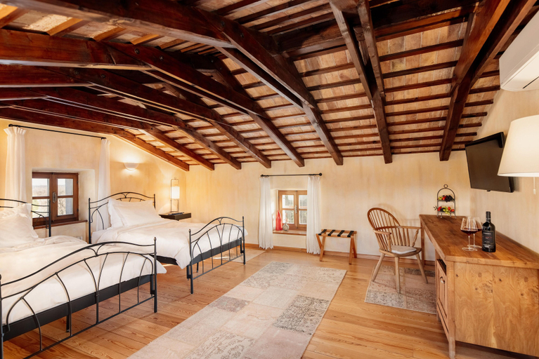 Bedroom 4, Meneghetti Wine Hotel and Winery, Bale