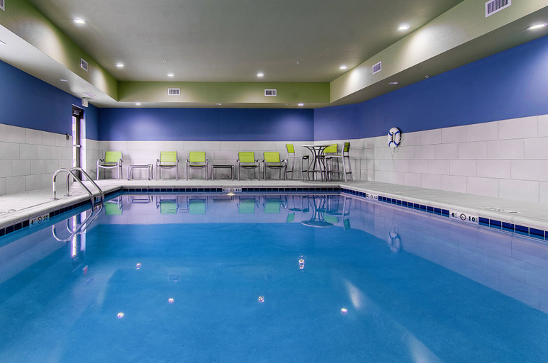 Sport & Beauty 2, Holiday Inn Express & Suites ATCHISON, Atchison