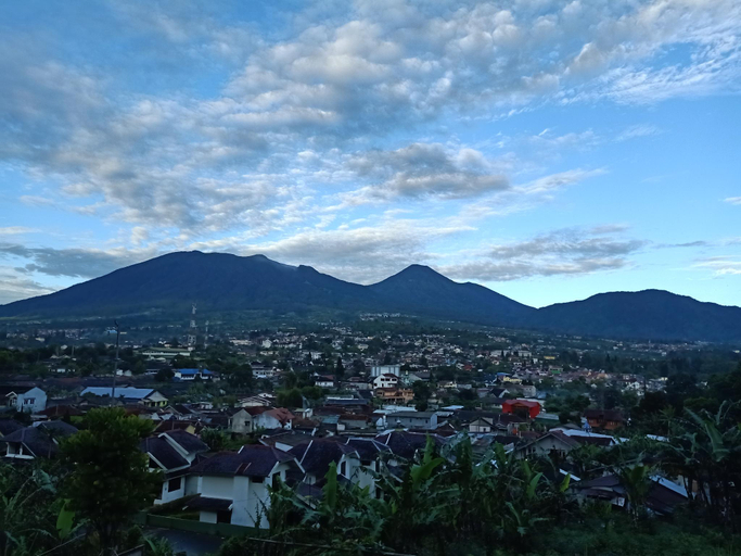 Others 5, Glamping ReaVeeCafe Puncak Tenda 1 Orang, Cianjur