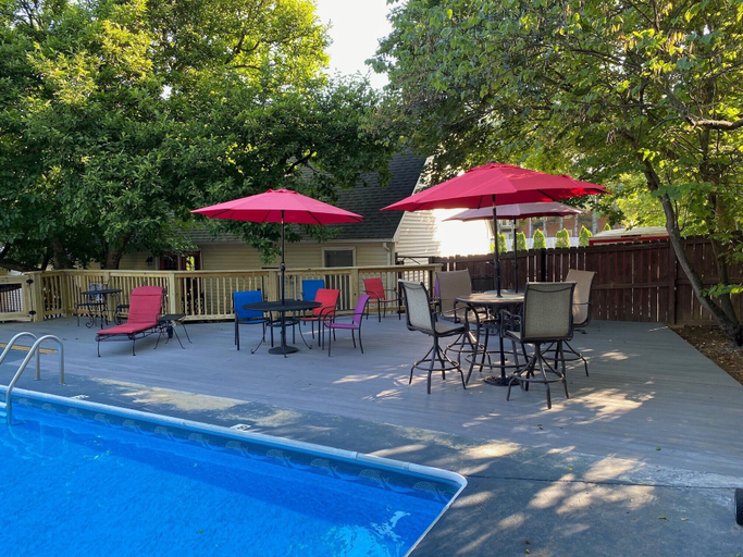 Sport & Beauty 3, Blacksburg Bed & Breakfast, Montgomery
