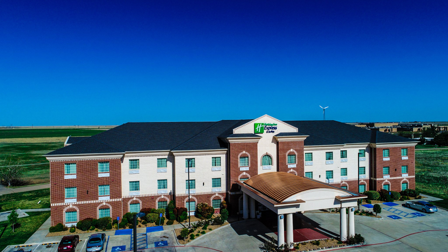 Exterior & Views 4, Holiday Inn Express & Suites PAMPA, Gray