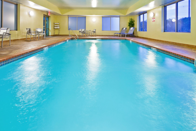 Sport & Beauty 2, Holiday Inn Express & Suites MEMPHIS/GERMANTOWN, Shelby
