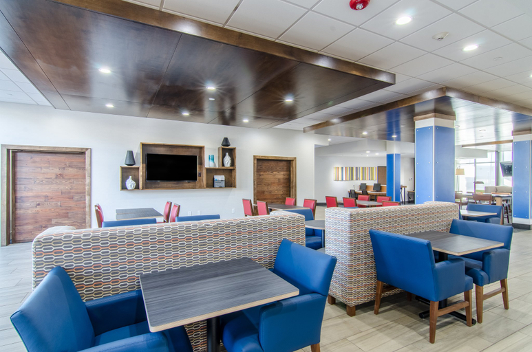 Food & Drinks 4, Holiday Inn Express & Suites ATCHISON, Atchison