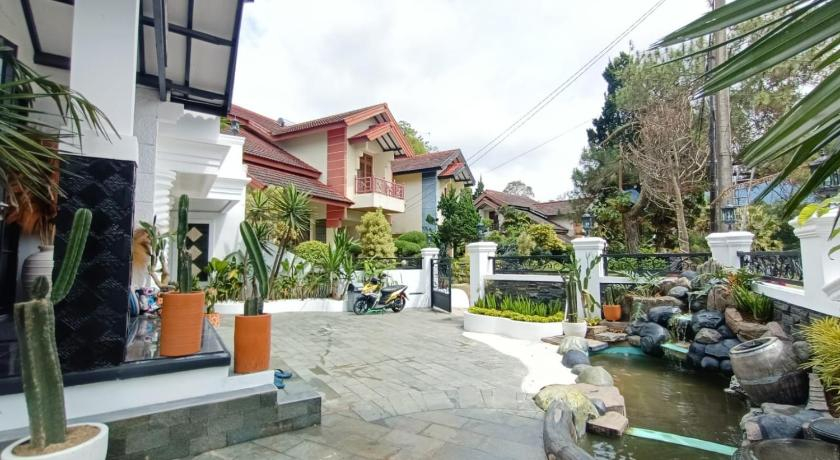 1, Villa Kota Bunga Malini 10, Cianjur