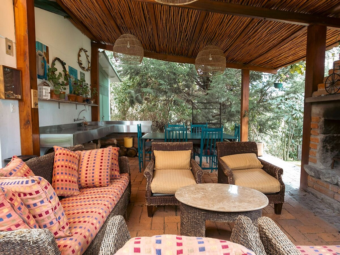 Others 4, HACIENDA COCHAUCO, Quito