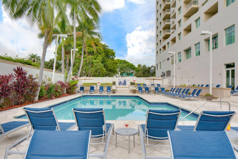 Sport & Beauty 2, GALLERYone - a DoubleTree Suites by Hilton, Broward