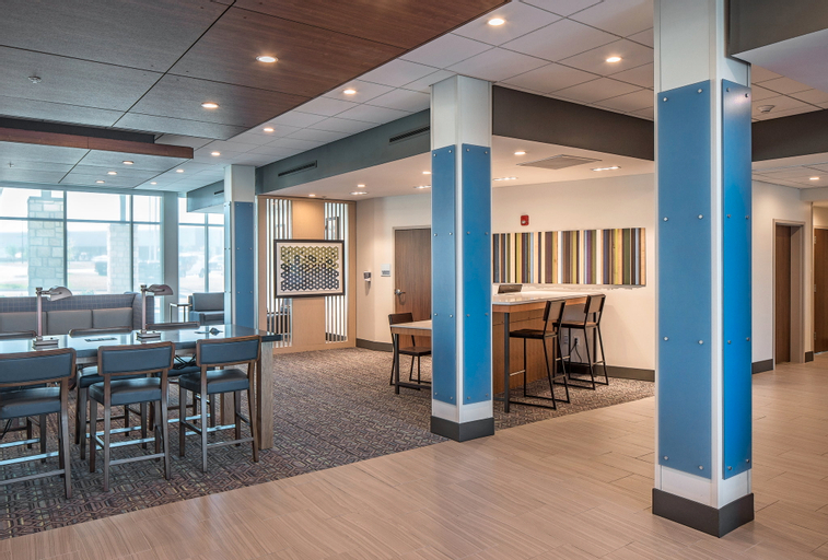 Food & Drinks 2, Holiday Inn Express & Suites WEST OMAHA - ELKHORN, Douglas