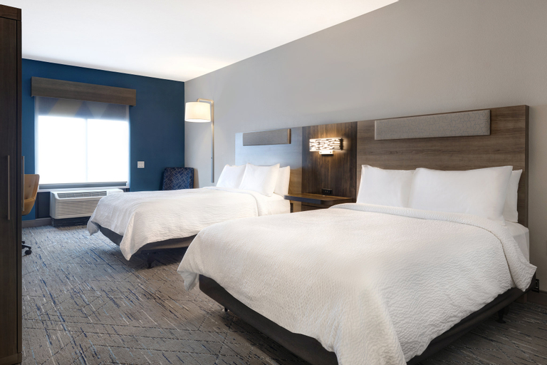 Bedroom 4, Holiday Inn Express & Suites KANSAS CITY KU MEDICAL CENTER, Jackson