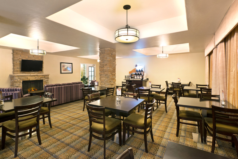 Food & Drinks 5, Holiday Inn Express & Suites CASA GRANDE, Pinal