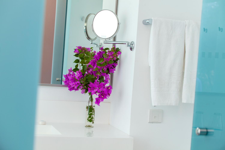 Bathroom 5, Aliathon Resort