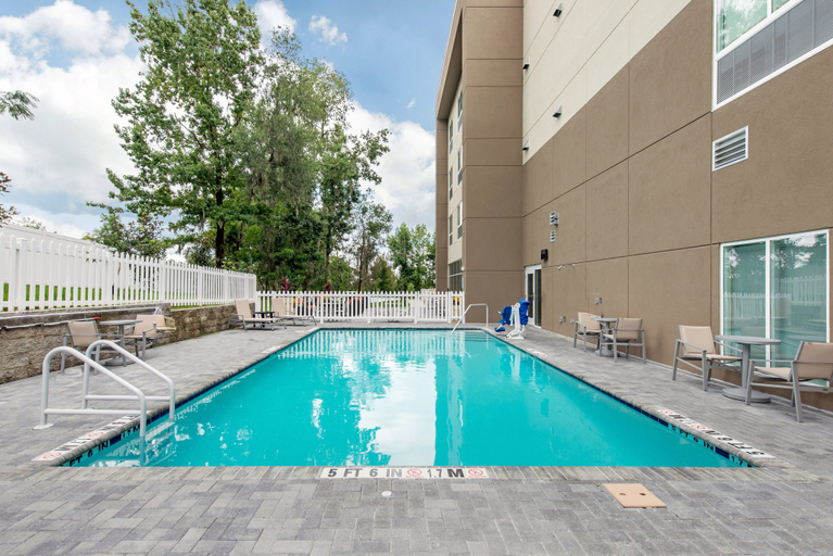 Sport & Beauty 2, Holiday Inn Express & Suites WEST MELBOURNE, Brevard