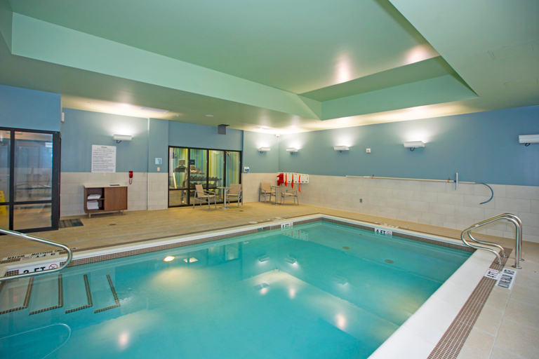 Sport & Beauty 5, Holiday Inn Express & Suites PITTSBURGH NORTH SHORE, Allegheny