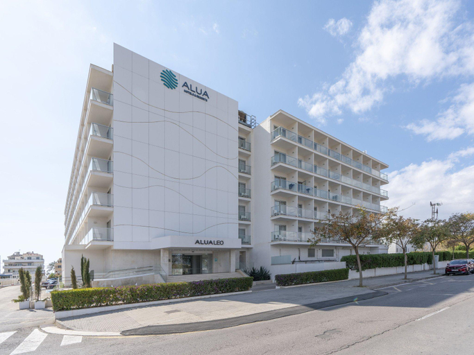 Others 5, Alua Leo, Baleares