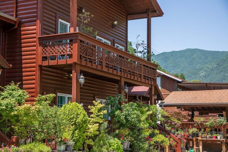 Others 2, Gurye Jeonmangjoeunjip Pension, Gurye