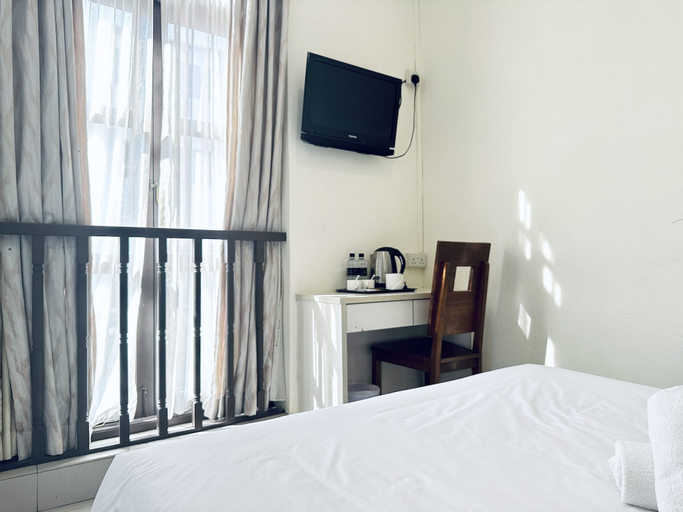 Bedroom 6