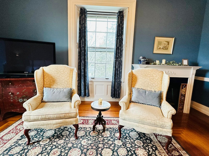 Others 5, The Hamilton Hoppin House, Newport
