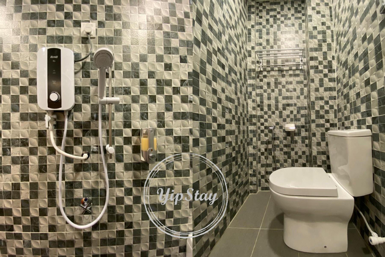 Others 2, YipStay Standard Deluxe 205, Kinta