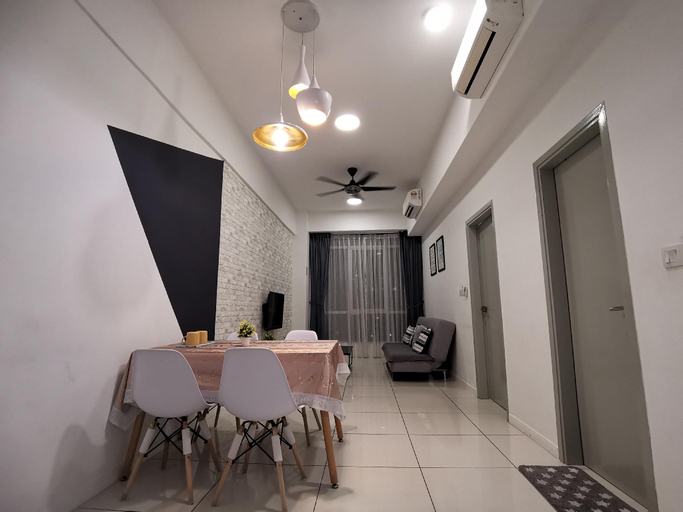 4, SUTERA AVENUE, CWS Homestay, Kota Kinabalu
