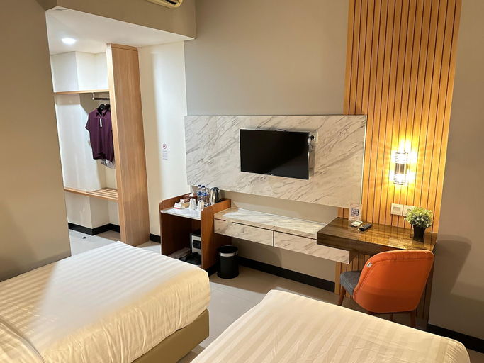 Bedroom 9