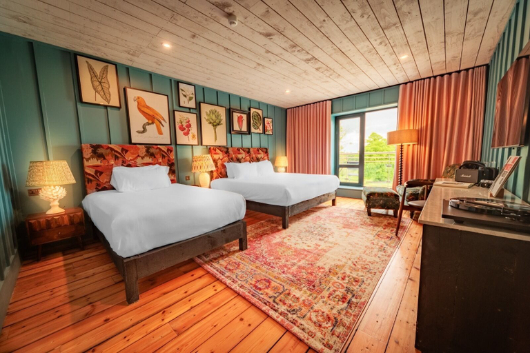 Bedroom 4, Glasson LakeHouse