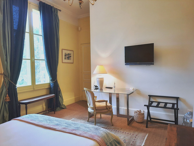 Bedroom 3, Les Tuileries du Buisson, Eure